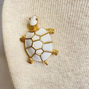 JJ Jonette Jewelry Turtle Brooch Snow White Enamel On Gold Tone Metal